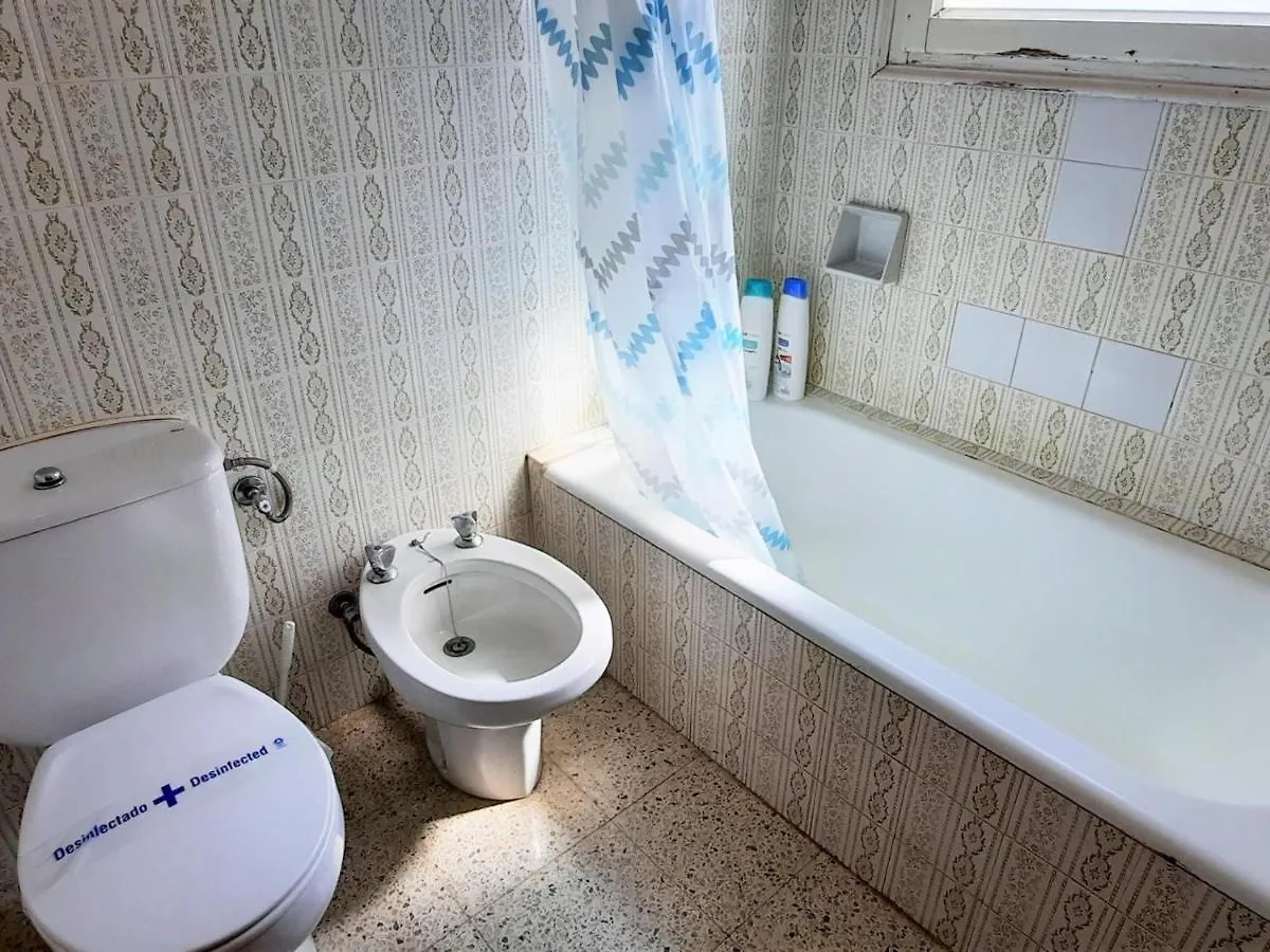 Apartamento Familiar Cerca De La Playa En Llanca Con Aparcamiento Y Mascotas Permitidas - Es-170-2 0*,  İspanya