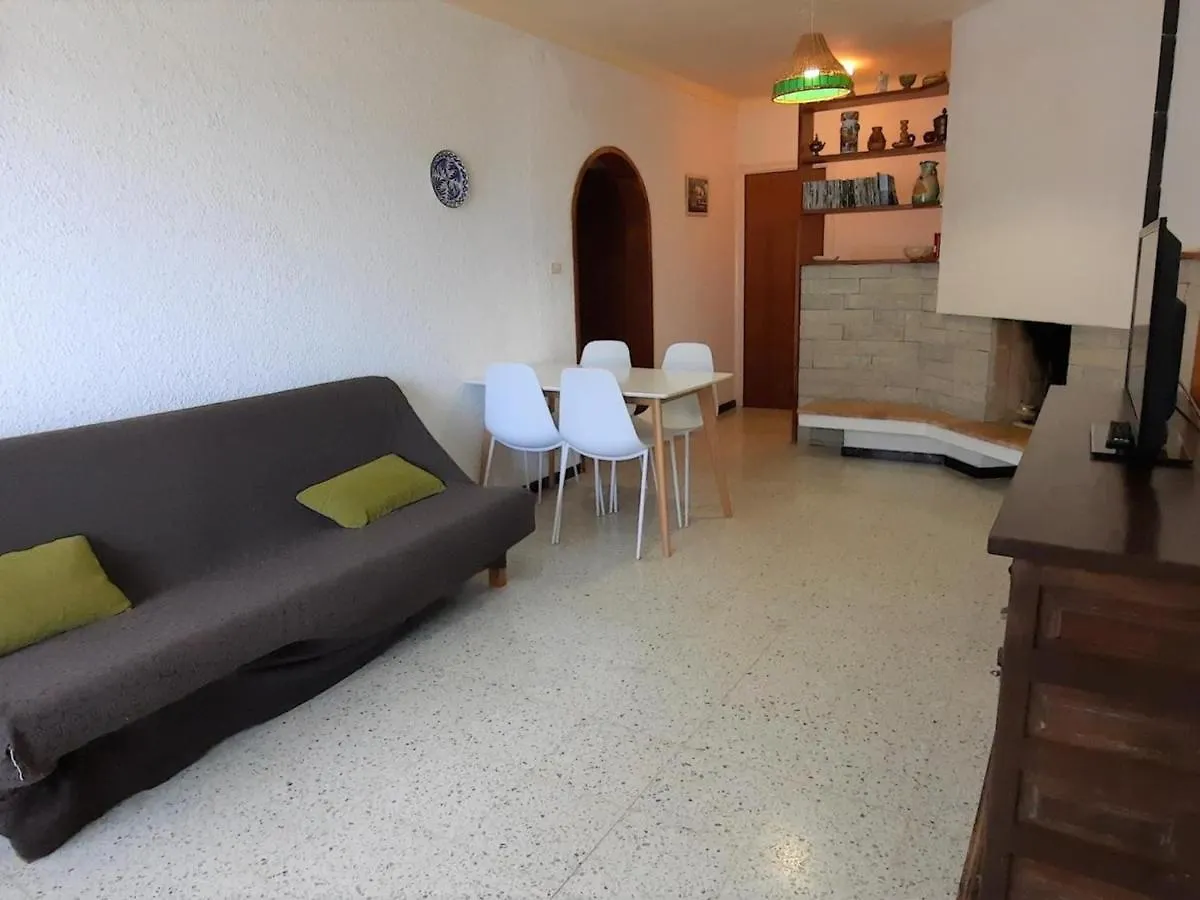 Apartamento Familiar Cerca De La Playa En Llanca Con Aparcamiento Y Mascotas Permitidas - Es-170-2