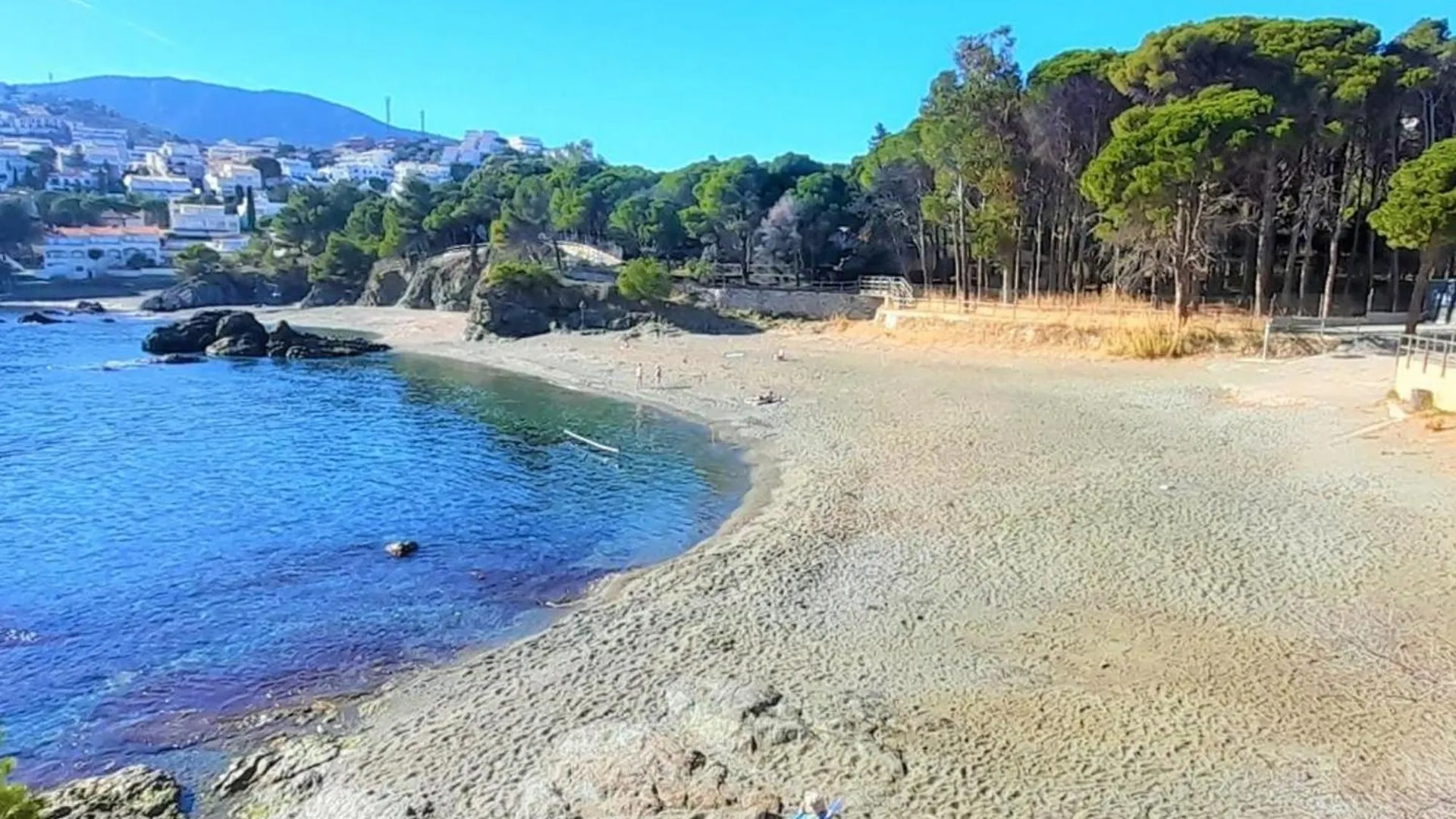 Apartamento Familiar Cerca De La Playa En Llanca Con Aparcamiento Y Mascotas Permitidas - Es-170-2 Hiszpania